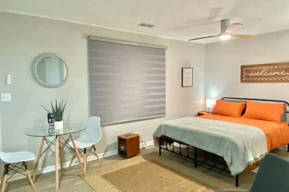 Cozy Studio | Private Entry, Deck, Peaceful Stay - Image 1